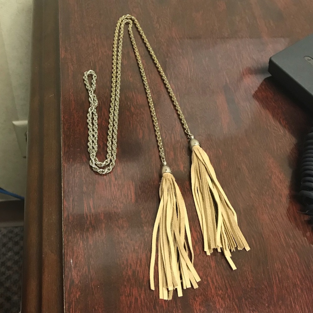 Tassel necklace